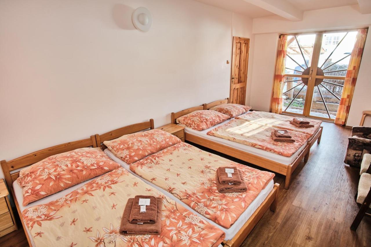 Strnadovsky Mlyn Hotel Jesenice  Kültér fotó